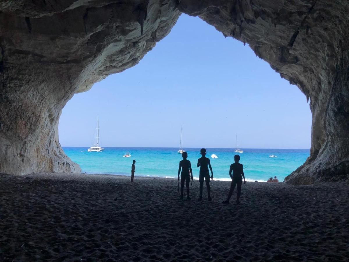 Appartamenti Le Conchiglie E Le Stelle Marine Cala Gonone Ngoại thất bức ảnh
